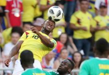 Jefferson Lerma de Colombia va por un cabezazo durante la Copa Mundial de la FIFA 2018 grupo H partido de fútbol preliminar redondo entre Senegal y Colombia en Samara, Rusia, el 28 de junio de 2018.