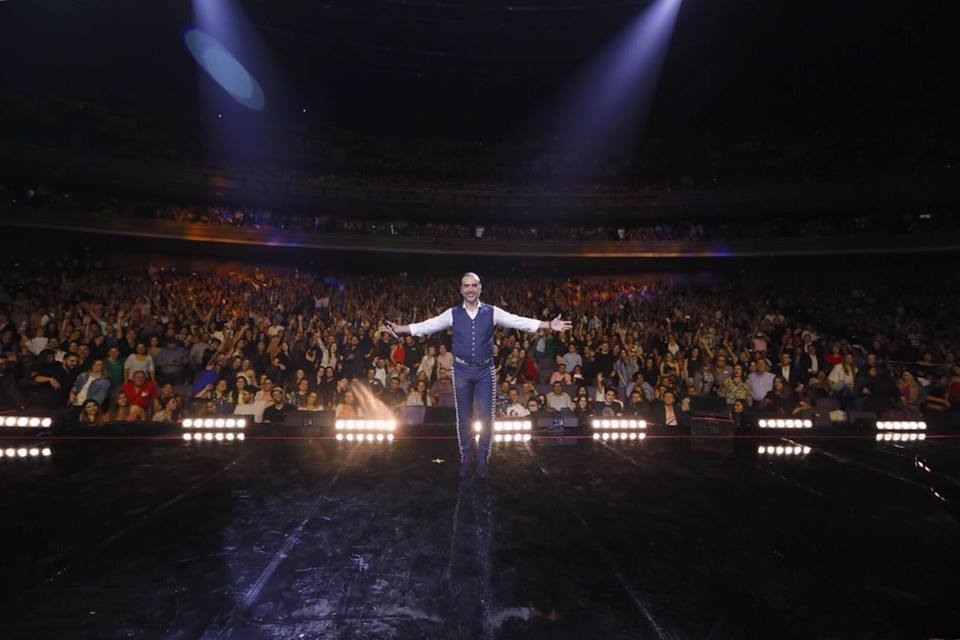 La gira de Alejandro Fern&aacute;ndez "Rompiendo Fronteras World Tour 2018" en EE.UU., que comenzar&aacute; el 23 de agosto pr&oacute;ximo en el Prudential Center de Newark, en Nueva Jersey.