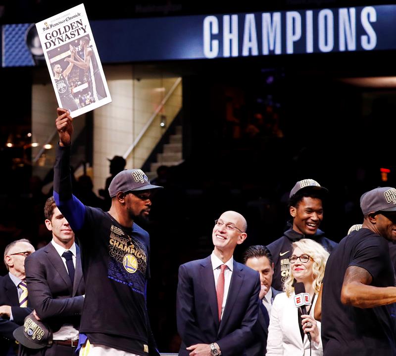 Los Warriors si son ya equipo dinastía al asegurarse su sexto título de la NBA en la historia de la franquicia.