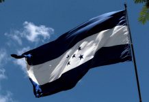 Unos 88 hondureños fallecidos en el extranjero han sido repatriados este año En 2017, las autoridades del país centroamericano repatriaron a 236 hondureños que fallecieron, especialmente en Estados unidos y México.