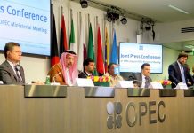 La OPEP se reúne con Rusia y otros aliados para sellar aumento de oferta Los 25 miembros del grupo apodado OPEP+ se han reunido este sábado en Viena para hablar sobre cómo se hará el aumento de la producción de petróleo que pondrá fin al recorte iniciado en el año 2016.