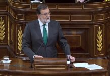 Venezolanos exiliados lamentan "destitución" de Mariano Rajoy, un "importante aliado" Los exiliados venezolanos expresaron a continuación su preocupación por la "incertidumbre e interrogantes" que arroja la llegada al poder en España de Sánchez tras la moción de censura que forzó la salida del poder del conservador Rajoy.
