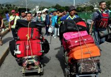 Expertos piden respuesta coordinada ante la crisis migratoria de Venezuela