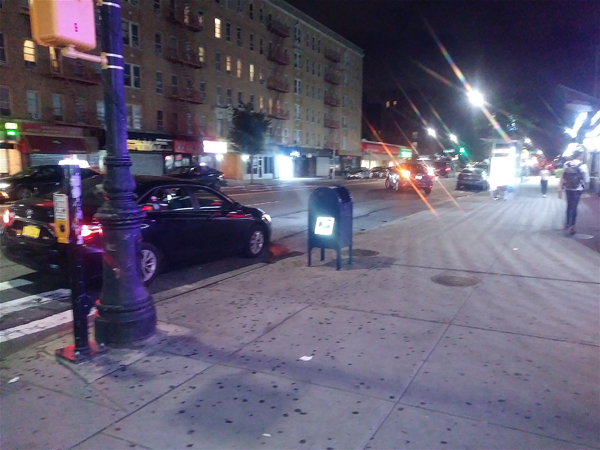 La mayoría de los incidentes criminales como asaltos y violaciones ocurren en las calles cuando llega la noche o en la madrugada, pero también en las calles llenas de turistas y peatones se cometen robos de bolsos, compras y celulares.