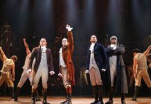 El musical "Hamilton", obra del puertorriqueño Lin-Manuel Miranda y uno de los más exitosos de la última década en Broadway, podría llegar a los cines.