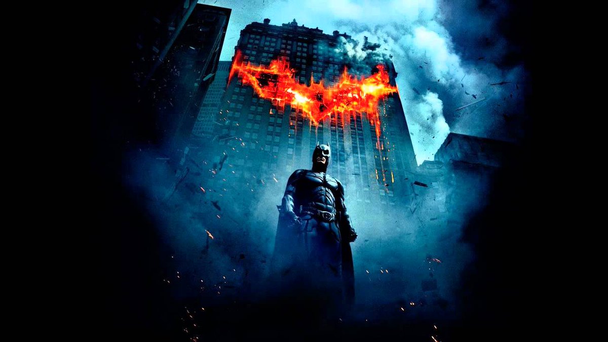 Hace diez a&ntilde;os, el cine de superh&eacute;roes alcanz&oacute; su cima con "The Dark Knight". Christopher Nolan, tras su experiencia en "Batman Begins.