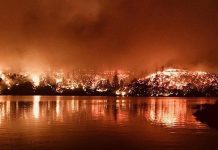 Más de 3.400 efectivos de los servicios de emergencia trabajan en estos momentos para sofocar el incendio