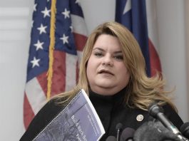 Jenniffer González, anunció hoy que el Gobierno de la isla recibirá una partida de 426 millones de dólares en fondos federales para la remoción de escombros, centros de salud primaria 330, manufactura, entre otros sectores.