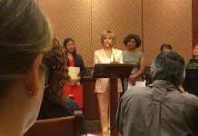 La actriz y activista Jane Fonda enarboló hoy la bandera de los movimientos de las trabajadoras domésticas y agrícolas que demandan al Congreso de EE.UU. reformas legislativas al amparo de las campañas #MeToo y #TimesUp