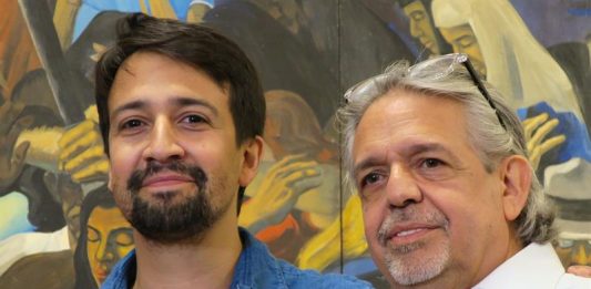 Lin Manuel Miranda y Luis Miranda en Puerto Rico