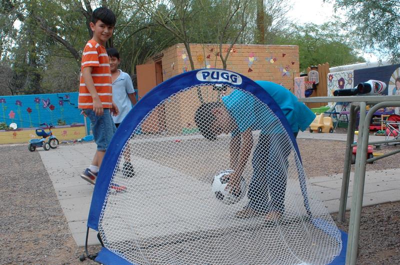 El Departamento de Servicios a Ni&ntilde;os y Familias de Illinois inform&oacute; hoy de que ha iniciado una investigaci&oacute;n sobre supuestos abusos f&iacute;sicos y emocionales a ni&ntilde;os separados de sus padres.
