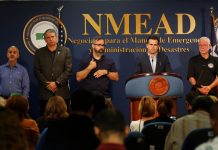 Puerto Rico convoca a alcaldes en preparación para huracán Beryl Ricardo Rossello, habla durante una rueda de prensa en el Negociado para el Manejo de Emergencias y Administración de Desastres.