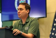 Puerto Rico asegura queda ahora a la espera de decisión de jueza sobre estatus colonial "Irónicamente, la vista se celebra el mismo día de la conmemoración del ELA, lo que acentúa nuestro estatus indigno", agregó en unas breves declaraciones por escrito.