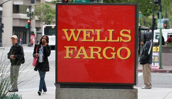 Wells Fargo Wells Fargo despidió o suspendió a más de una docena de empleados y directivos, e investiga a varias docenas más, por presuntas falsificaciones de facturas para poder cobrar cenas. (Foto de twitter)