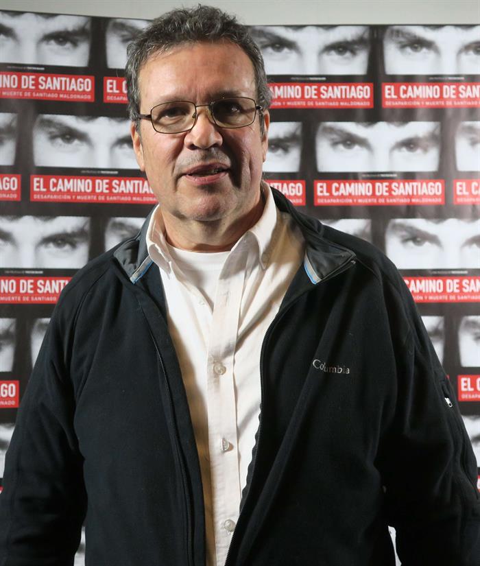 Tristán Bauer mientras participa en la presentación de la película "El camino de Santiago", en Buenos Aires