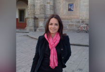 Según el mismo currículum, Diana Álvarez Maury se licenció en Derecho en 1994 por el Instituto Tecnológico Autónomo de México (ITAM) y tiene un posgrado en administración de empresas por la Universidad de las Américas.