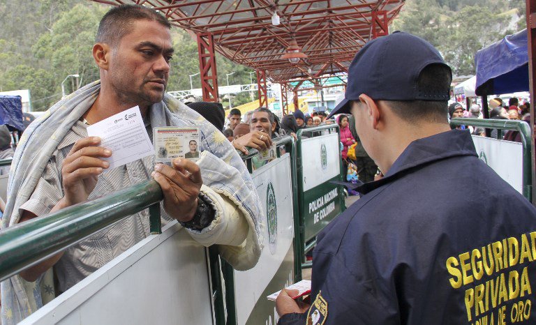 La decisi&oacute;n de exigir pasaporte "puede generar ruptura familiar", adem&aacute;s de "fomentar la migraci&oacute;n irregular