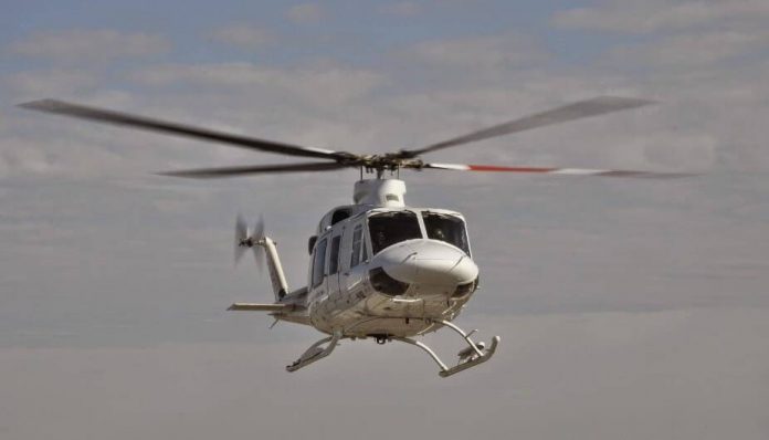Una persona resultó herida leve hoy en la localidad de Ocean City (Nueva Jersey) después de que el helicóptero en el que viajaba se estrellara en un humedal cercano al aeropuerto municipal. (Foto de twitter)