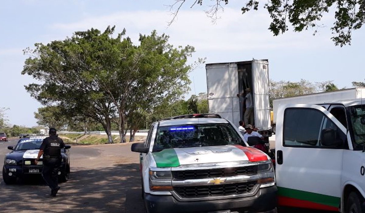 En la unidad viajaban 77 adultos guatemaltecos, 62 menores de edad del mismo pa&iacute;s, seis adultos de Honduras, tres adultos de Nicaragua y un adulto de El Salvador