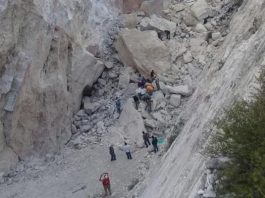 El número de personas fallecidas por el derrumbe de una mina en el céntrico estado mexicano de Hildago se elevó a cuatro, mientras una persona continúa sin ser localizada