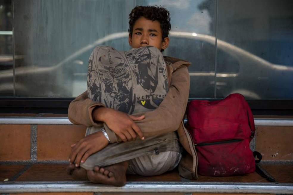  La terrible crisis econ&oacute;mica y social que atraviesa Venezuela ha causado la aparici&oacute;n de miles de "ni&ntilde;os dejados atr&aacute;s" por sus padres que se han ido del pa&iacute;s 