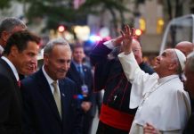 Andrew Cuomo, afirmó hoy que promoverá la anulación de la pena de muerte a nivel estatal en EE.UU. "en solidaridad con el papa Francisco",