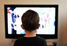 Unicef pronostica para la infancia un futuro marcado por clima, demografía y tecnología Entre 10 y 15 % de la población infantil en México y Latinoamérica tienen un trastorno del biodesarrollo asociado al uso de dispositivos electrónicos y nuevas tecnologías. (Foto de twitter)