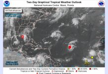 Luisiana, Misisipi y Alabama se preparan para llegada de Gordon como huracán Imagen cedida hoy, martes 4 de septiembre de 2018, por el Centro Nacional de Huracanes (NHC) que muestra el emplazamiento de las dos tormentas tropicales Gordon (i), en el Golfo de México, y Florence (d) en el Atlántico.