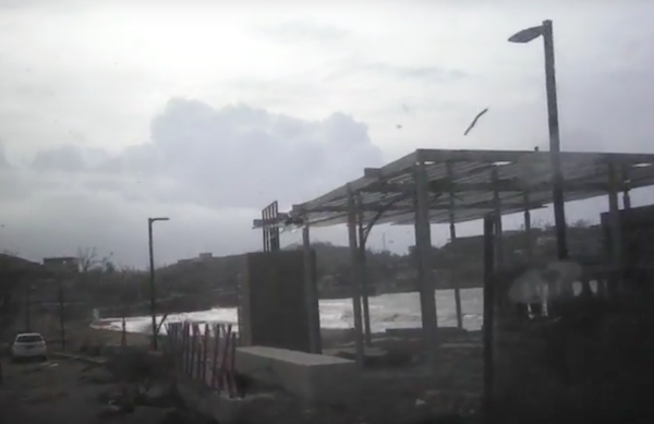 Los residentes del municipio de Naguabo, sufren las consecuencias con apagones de luz, falta de vivienda y escasa ayuda de las autoridades, tanto locales como federales.