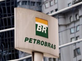 La petrolera estatal Petrobras informó hoy que llegó a un acuerdo por el que pagará 853,2 millones de dólares de indemnización para que la Justicia de Estados Unidos ponga fin a las investigaciones en ese país. (Foto de twitter)