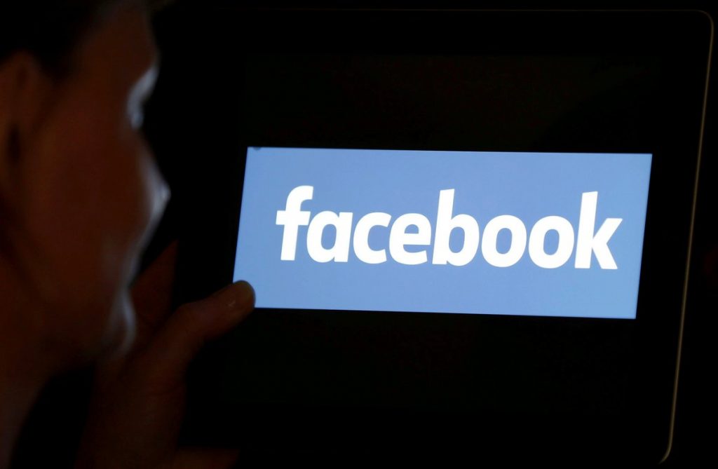  Facebook revel&oacute; hoy haber sufrido un ataque por parte de piratas inform&aacute;ticos que afecta a 50 millones de cuentas, de las que los hackers podr&iacute;an haber obtenido informaci&oacute;n privada 