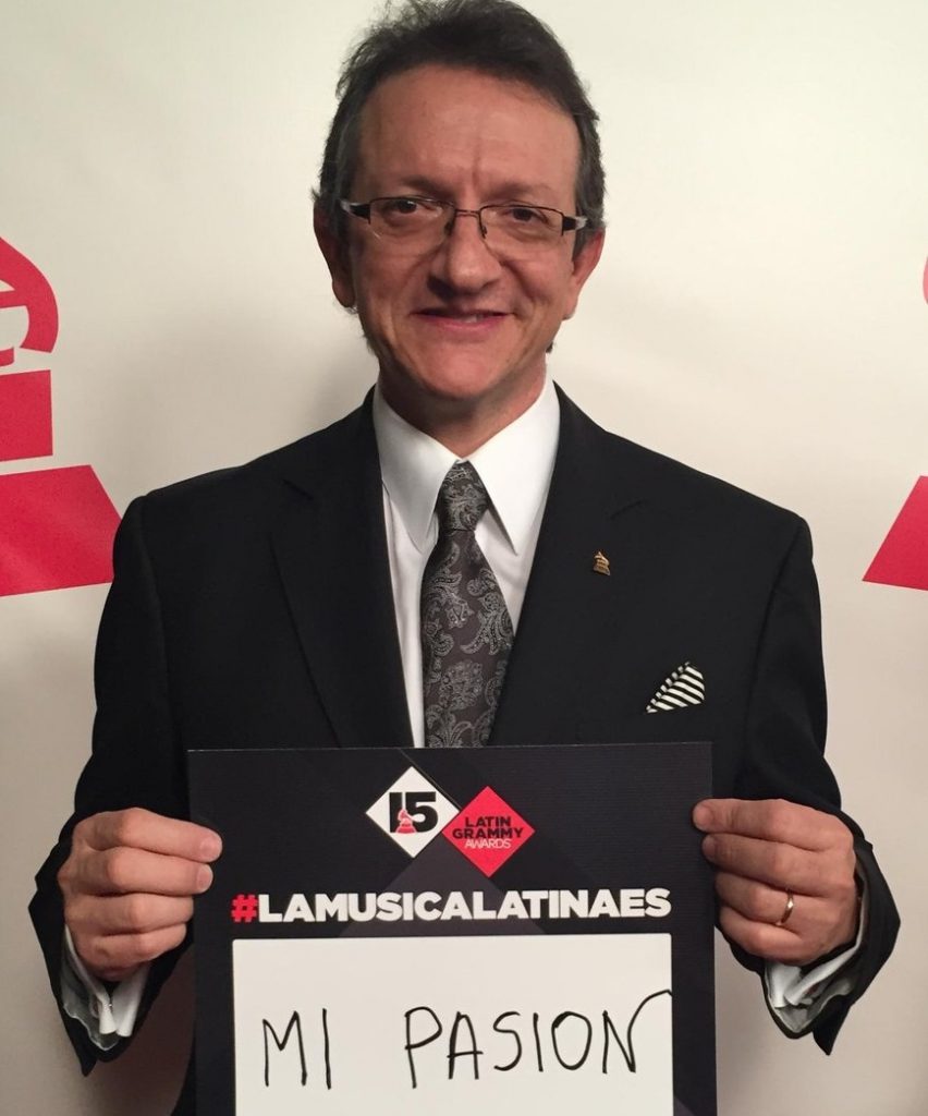 Gabriel Abaroa, subrayó en una entrevista con Efe el éxito cosechado por los artistas hispanos de música urbana, pero también advirtió sobre los peligros de que este género se copie a sí mismo y