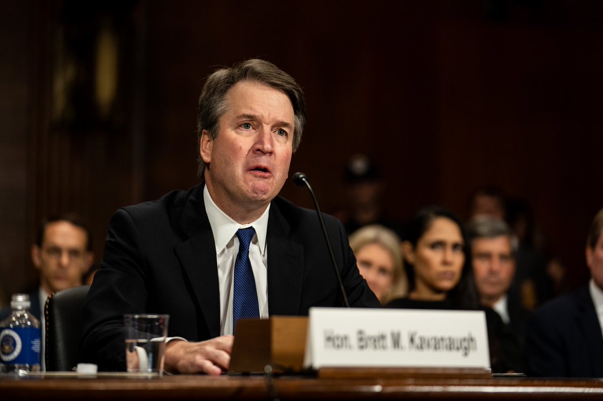  La American Bar Association (ABA), una de las principales organizaciones de profesionales y estudiantes de Derecho de EE.UU., pidi&oacute; una investigaci&oacute;n del FBI sobre las acusaciones de abuso sexual vertidas contra el nominado al Tribunal Supremo Brett Kavanaugh