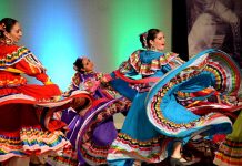 Inicia el mes de la Herencia Hispana Esta celebración anual, en que el Gobierno estadounidense reconoce las contribuciones de la comunidad hispana al desarrollo de la cultura de ese país, coincide con el aniversario de la independencia de Costa Rica, El Salvador, Guatemala, Honduras, Nicaragua, Chile y con el grito de independencia de México.