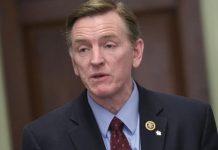 Hermanos de legislador ultraconservador Paul Gosar lanzan anuncio en su contra Al congresista ultraconservador Paul Gosar, legislador por Arizona, le ha surgido una férrea campaña opositora de cara a las elecciones legislativas