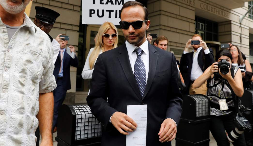  Papadopoulos se convirti&oacute; en el primer condenado de la investigaci&oacute;n de la trama rusa al ser sentenciado en una corte federal en Washington a dos semanas de prisi&oacute;n por haber mentido al Bur&oacute; Federal de Investigaciones (FBI)