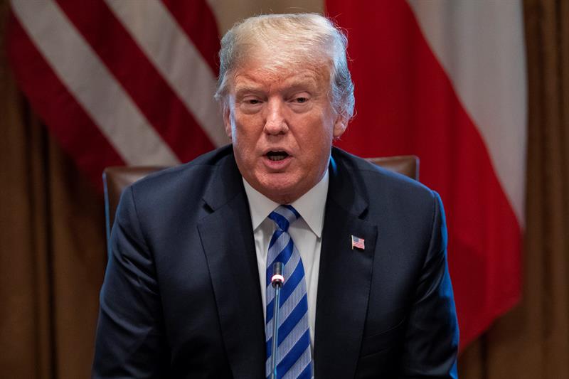 Donald Trump, propuso hoy romper el acuerdo de Flores para ampliar el plazo de detención de los menores inmigrantes indocumentados mientras se realizan los procedimientos de su caso.