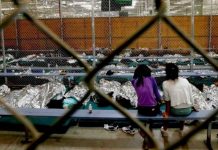 Trump publica norma para ampliar el periodo de detención de niños inmigrantes Donald Trump, publicó hoy oficialmente una propuesta destinada a modificar un acuerdo conocido como "Flores" para poder detener a los niños inmigrantes durante más de 20 días