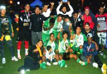 Fútbol Nueva York: 5 Estrellas vence al América y campeoniza en la Liga HonduCol Integrantes del Cinco Estrellas que hizo historia en la HONDUCOL Liga de Fútbol, tras vencer al América, para proclamarse como nuevo campeón en dicha Liga. (Foto: Buki Chapin)