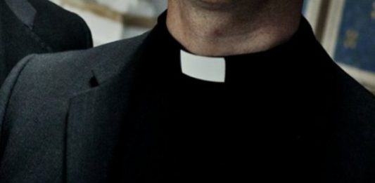 Dos sacerdotes fueron restituidos en sus funciones en Chile después de que las investigaciones que había en su contra por la presunta comisión de abusos sexuales resultaran "no verosímiles". (Foto de twitter)