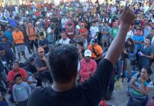 Acusan a Venezuela de haber financiado la caravana de migrantes hondureños Migrantes hodureños se concentran durante un periodo de descanso en Huixtla, en el estado de Chiapas (México), en su travesía hacia Estados Unidos hoy, martes 23 de octubre de 2018.