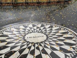 - Nueva York celebró hoy el que hubiera sido el 78 cumpleaños del legendario John Lennon