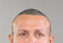 Acusado de envío de paquetes bomba comparece ante una corte federal en Miami Fotografía cedida por la Oficina del Sheriff de Broward que muestra a Cesar Altieri Sayoc, en agosto del 2015.