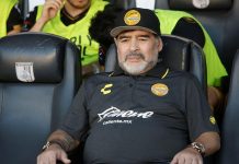 En la imagen, el argentino Diego Armando Maradona, entrenador de Dorados.