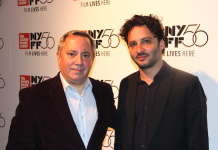 Argentina y Chile en el Festival de Cine de Nueva York El productor argentino Gastón Solnicki (Izq.), participante por segunda ocasión del NYFF con su nueva obra Introduzione all’Oscuro, acompañado del Hon. Eduardo Almiranteareana, Cónsul General Adjunto de Argentina en Nueva York, diplomático de carrera, durante la recepción ofrecida por la Sociedad Fílmica del Lincoln Center y Cinema Tropical.
