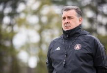 El técnico argentino Gerardo 'el Tata' Martino rechazó la renovación del contrato que lo unía con el Atlanta United y dejará el cargo al concluir la temporada. (Foto de twitter)