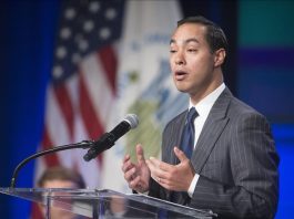 El hispano Julián Castro, que fue secretario de Vivienda durante el Gobierno del expresidente Barack Obama (2009-2017) ha insinuado que se presentará a las próximas elecciones presidenciales, que se celebrarán en 2020