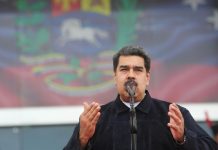 Maduro dice miles de inmigrantes venezolanos regresan al país tras su llamado Fotografía cedida por prensa de Miraflores, muestra al presidente de Venezuela Nicolás Maduro