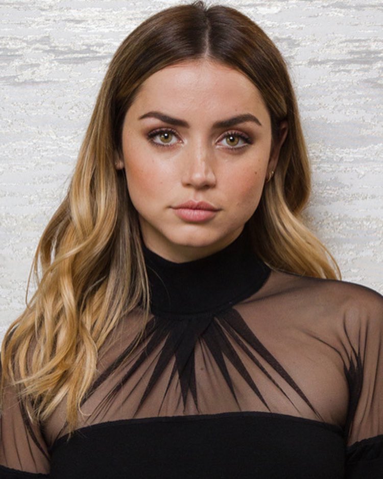 Ana de Armas sigue firme su camino en Hollywood e intervendr&aacute; en la cinta "Knives Out", dirigida por Rian Johnson ("Star Wars: The Last Jedi") y protagonizada por Daniel Craig y Chris Evans,