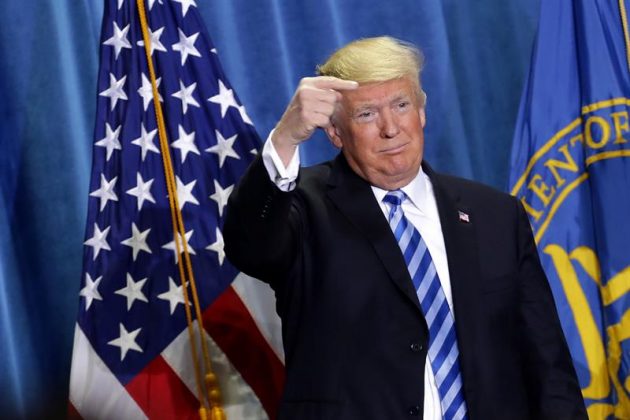  Donald Trump, defendi&oacute; la pena de muerte para evitar tiroteos como el ocurrido hoy en una sinagoga de Pensilvania 